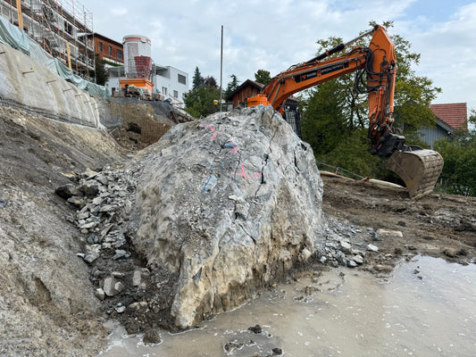 Beton und Fels kontrolliert abbrechen: BETONAMIT® für Bau-Fachbetriebe